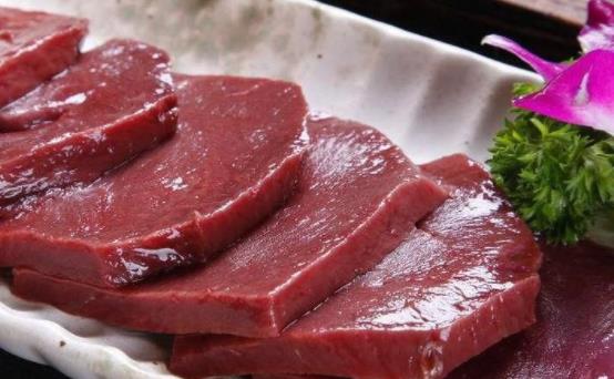 痛风患者可以吃鸭血吗?鸭血可以补血吗?