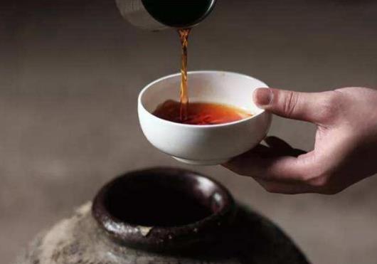 黄酒为什么要热一下再喝?哪些人不适合喝黄酒?