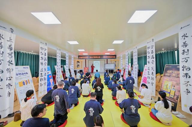 御仙华膳名医俱乐部之道医研究院在南宁岜博山盛大启动 御仙华膳名医俱乐部之道医研究院在南宁岜博山盛大启动