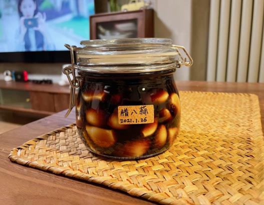 腌腊八蒜都要放什么材料?腊八蒜和牛奶可以同食吗
