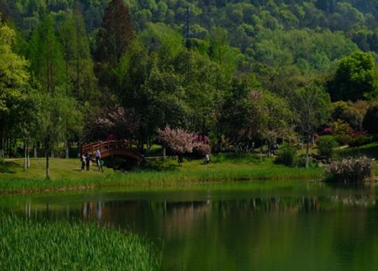 武汉十大名山排行榜,东湖磨山景区六峰相连、木兰山是木兰文化之源