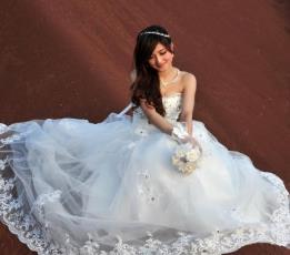 婚纱排行榜 名尚莎婚纱获得严格的3CVDE,ROHS等认证