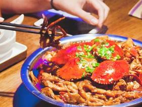 肉蟹煲排行榜 巴比酷肉蟹煲是一家个性十足的时尚餐厅