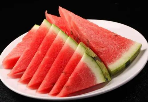 西瓜打开放冰箱2天还能吃吗?吃冰西瓜有什么副作用 西瓜打开放冰箱2天还能吃吗?吃冰西瓜有什么副作用