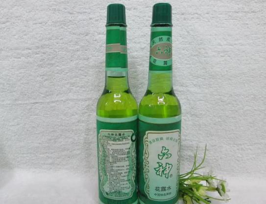 花露水喝到肚子里怎么办?花露水喝了有什么反应 花露水喝到肚子里怎么办?花露水喝了有什么反应