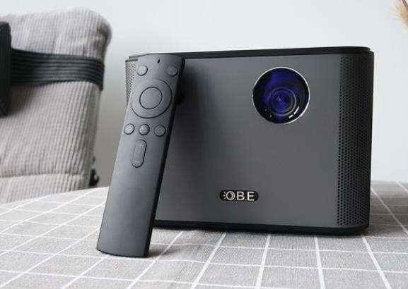 极米NEW Z6X怎么样 易用高清音效好售价3000